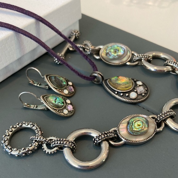 Lia Sophia 3 pc. Necklace, Bracelet & Earring Set - Picture 3 of 8